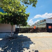 Cần bán lô đất diện tích 128.5m² (ngang 5m) đường NGUYỄN TẤT THÀNH, q Thanh Khê,  tp Đà Nẵng
 Đường 45m lề 10m
Giá:   14.8 tỷ (tl)